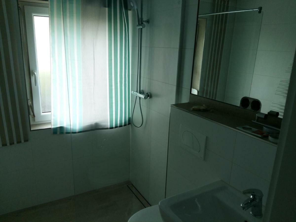 Peter Hofling Apartment *